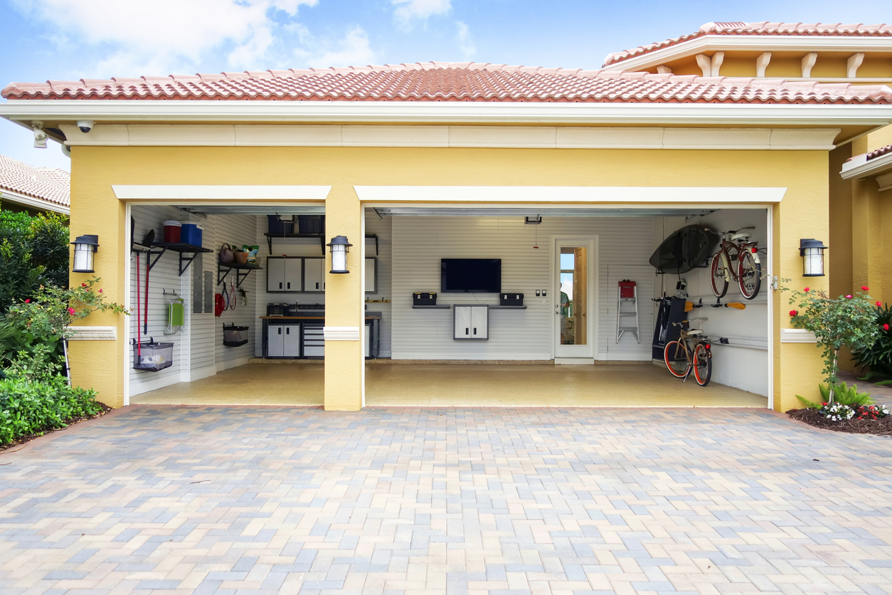 Como decorar uma garagem simples? Confira!