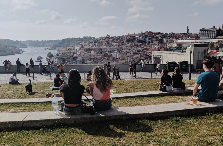 Melhores zonas para viver no Porto: Vila Nova de Gaia; Jardim do Morro