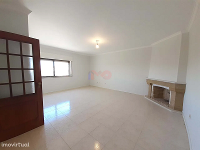 apartamento t2 para arrendar em fitares