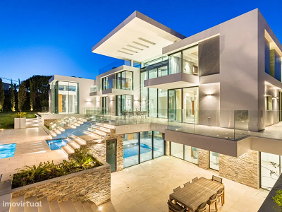 Moradia T7 em Almancil