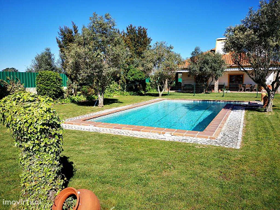 moradia t4+1 pinhal novo