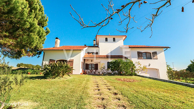 Moradia t4 para comprar em aradas