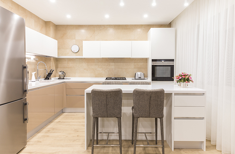 como decorar cozinha pequena com prateleiras